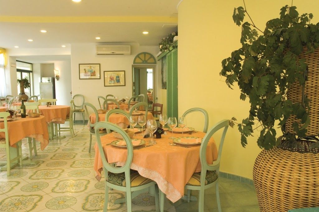 Park Hotel La Villa Forio  Bagian luar foto